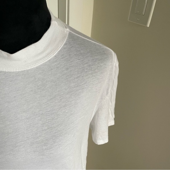 Something Navy White Moc Neck 100% Cotton Short Sleeve T-Shirt EUC size Medium - Picture 6 of 9